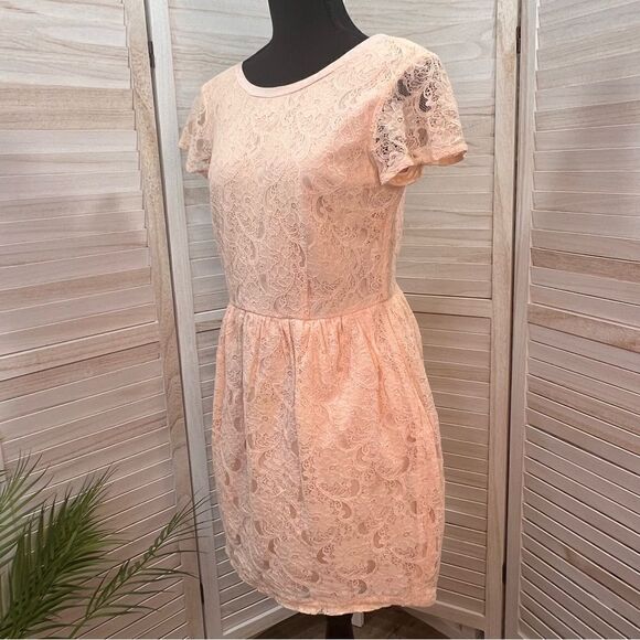 H&M Conscious Collection Lace Overlay Dress 10 - Picture 9 of 13